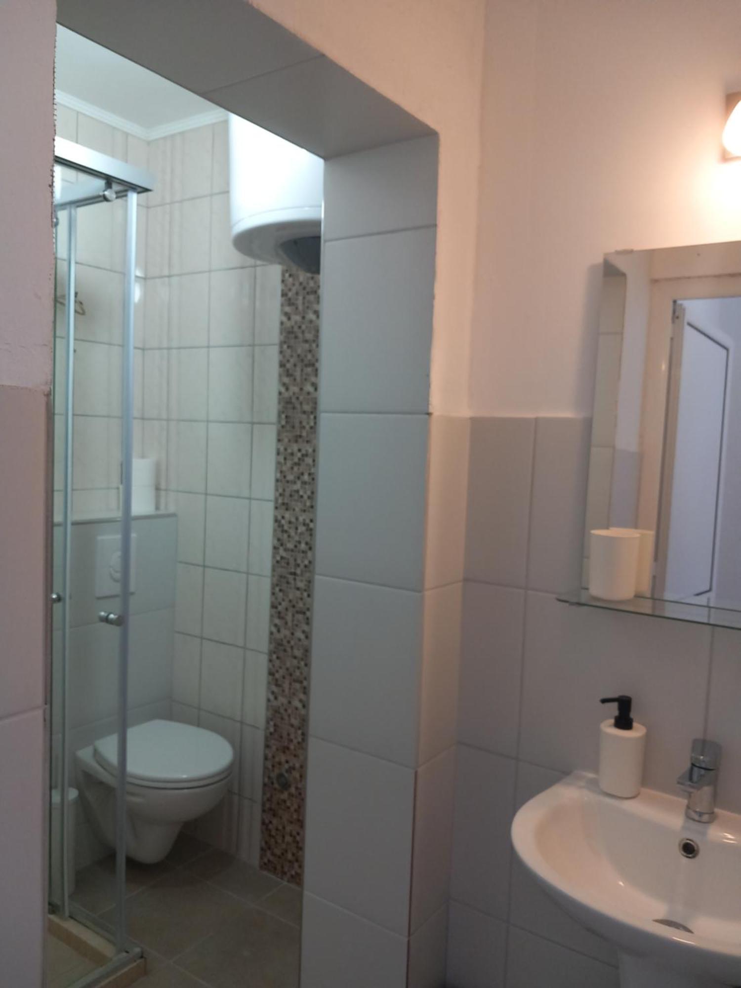 Nina Donji Stoj Apartment
